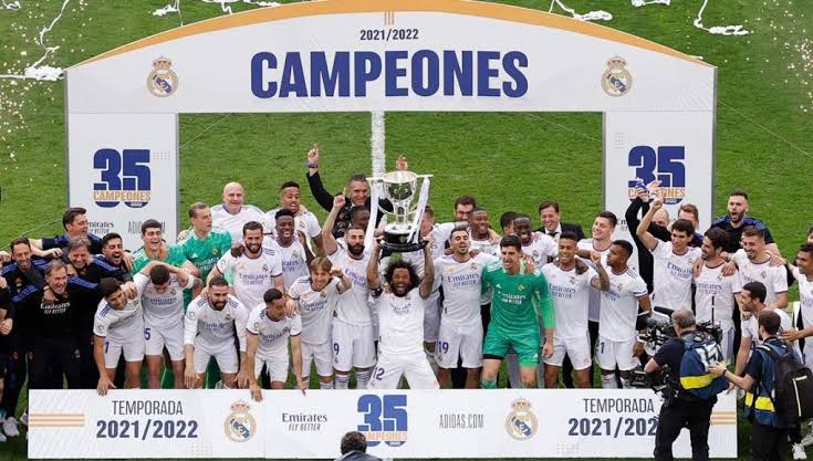 Real Madrid campeón de la liga española , el 35 en su historia