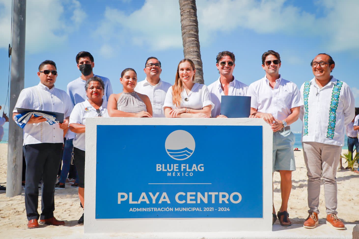 nuevamente Playa Norte y Playa Centro izaron la bandera azul y recibieron el Distintivo de la Temporada 2022-2023