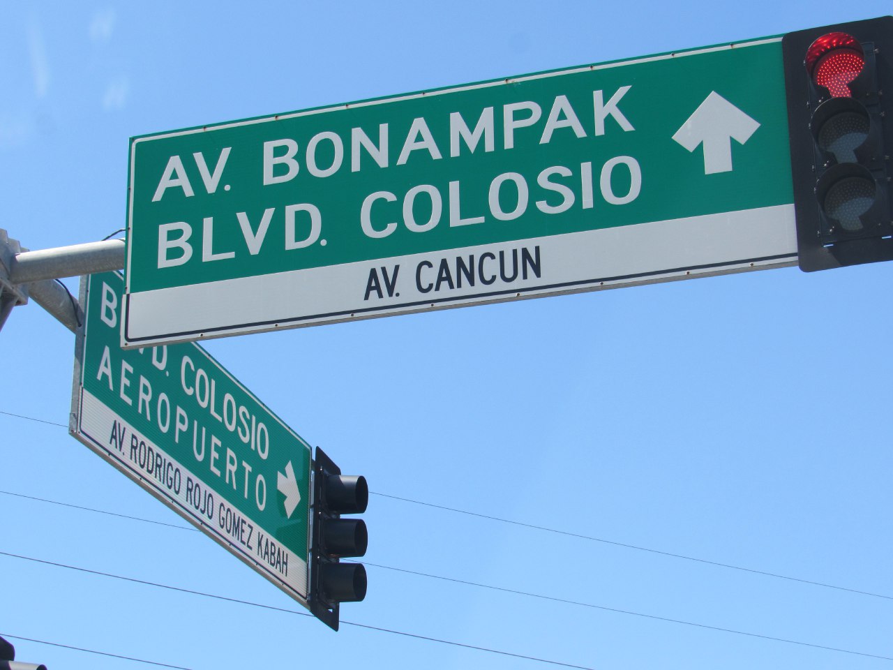 Huayacán, Colegios y Bonampak serán vías alternas por rehabilitación del Blvd Colosio. 