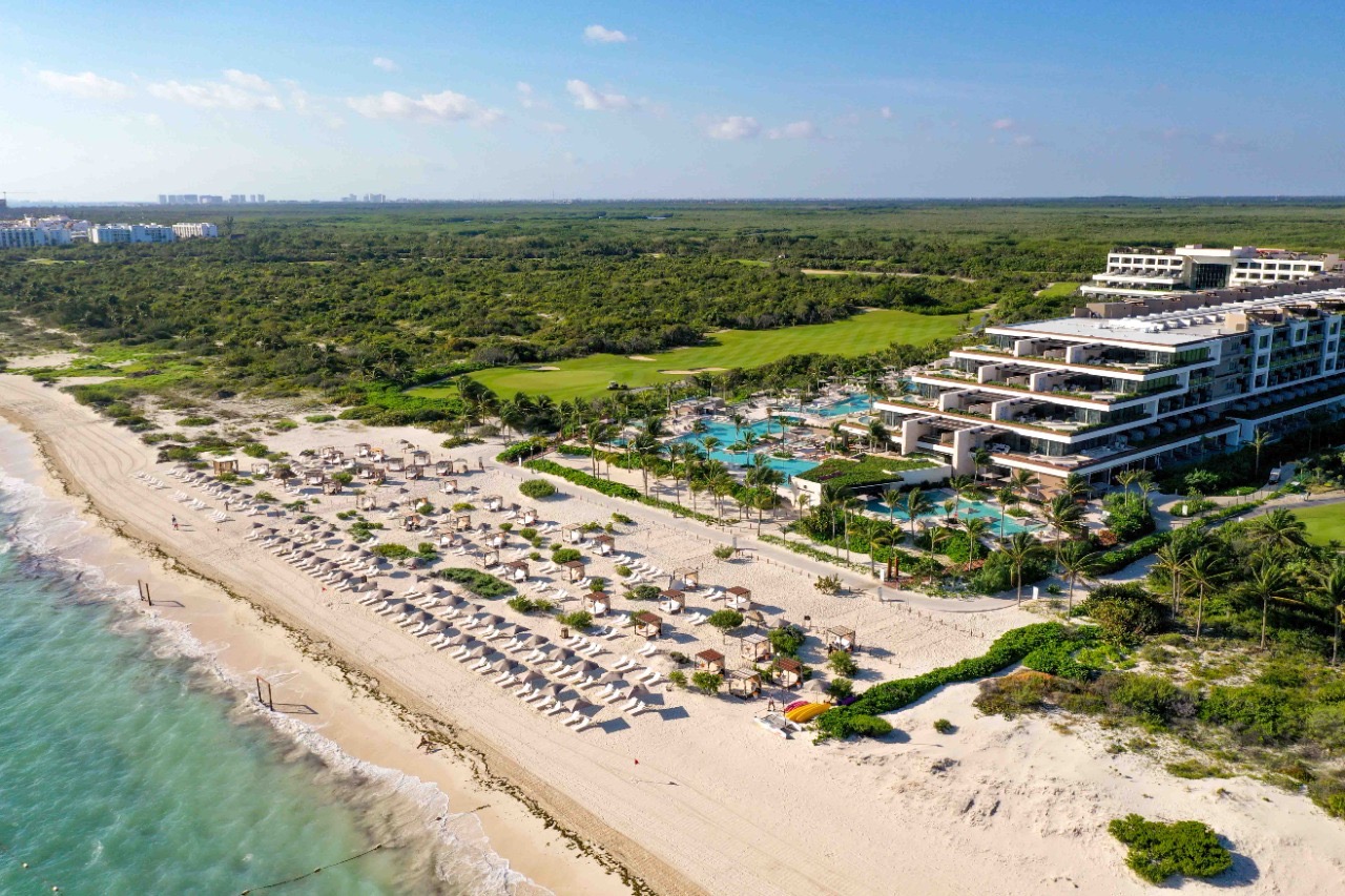 Atelier Playa Mujeres en el top 5 de los mejores Resorts en México.