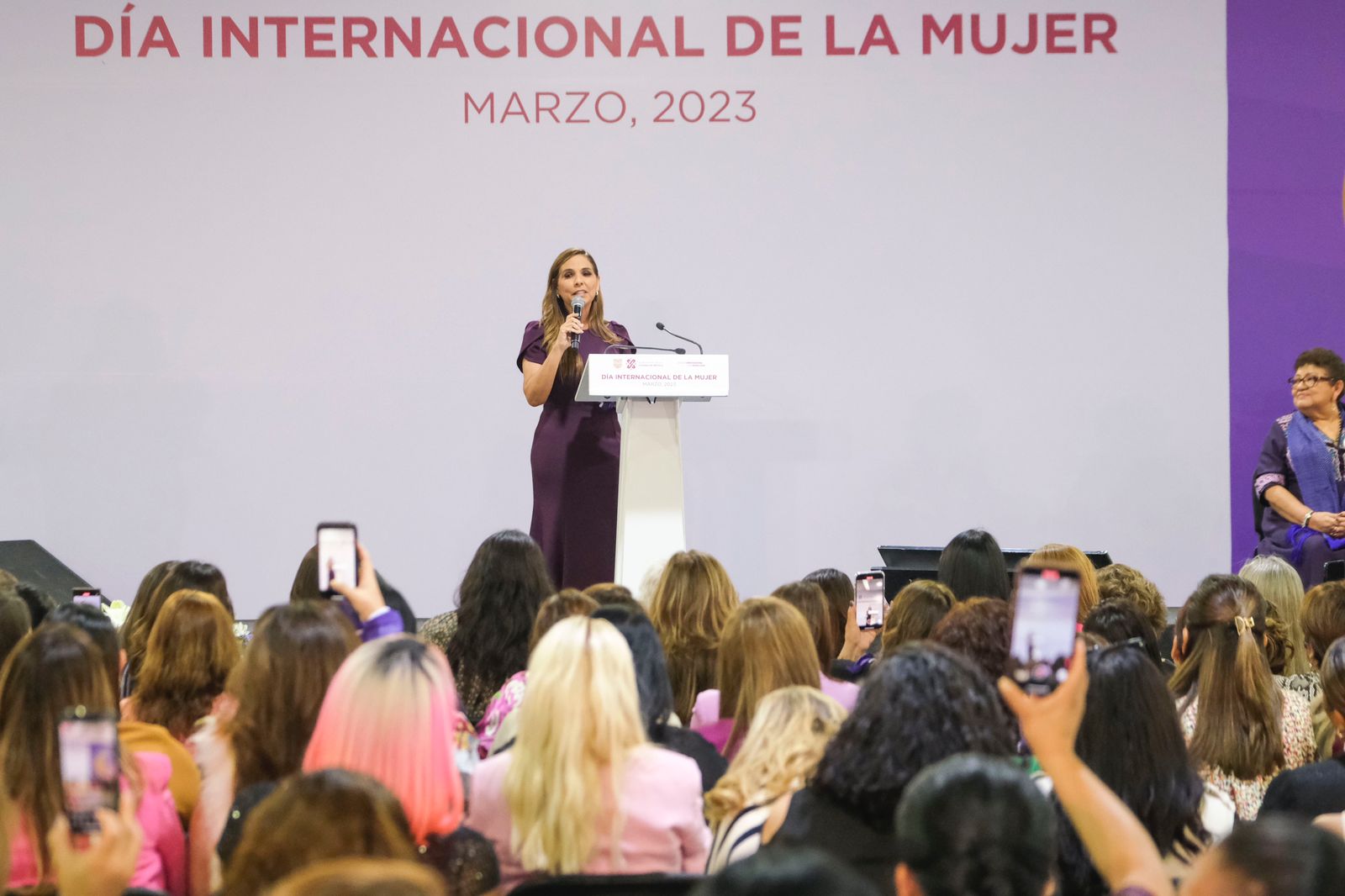 Mara Lezama llama al Nuevo Acuerdo para empoderar a las mujeres y transformar la historia