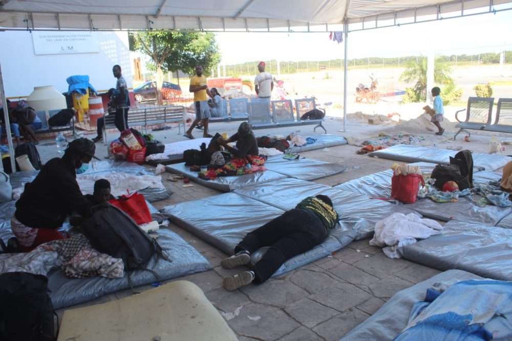 Permanecen más de 80 haitianos en Chetumal, DIF municipal los atiende