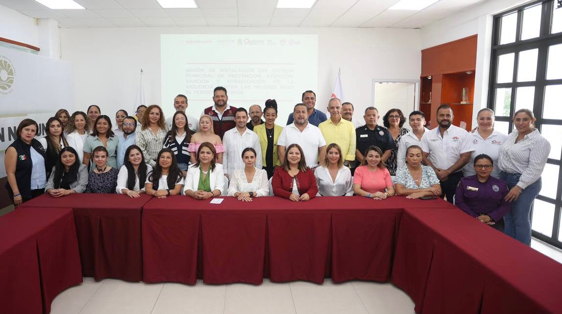 Respalda gobierno de Ana Paty Peralta a niñas y mujeres de Cancún 