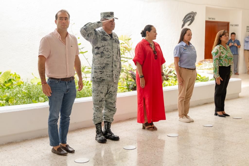 Diego Castañón Trejo dio la bienvenida a los funcionarios de los gobiernos de México y de Quintana Roo.