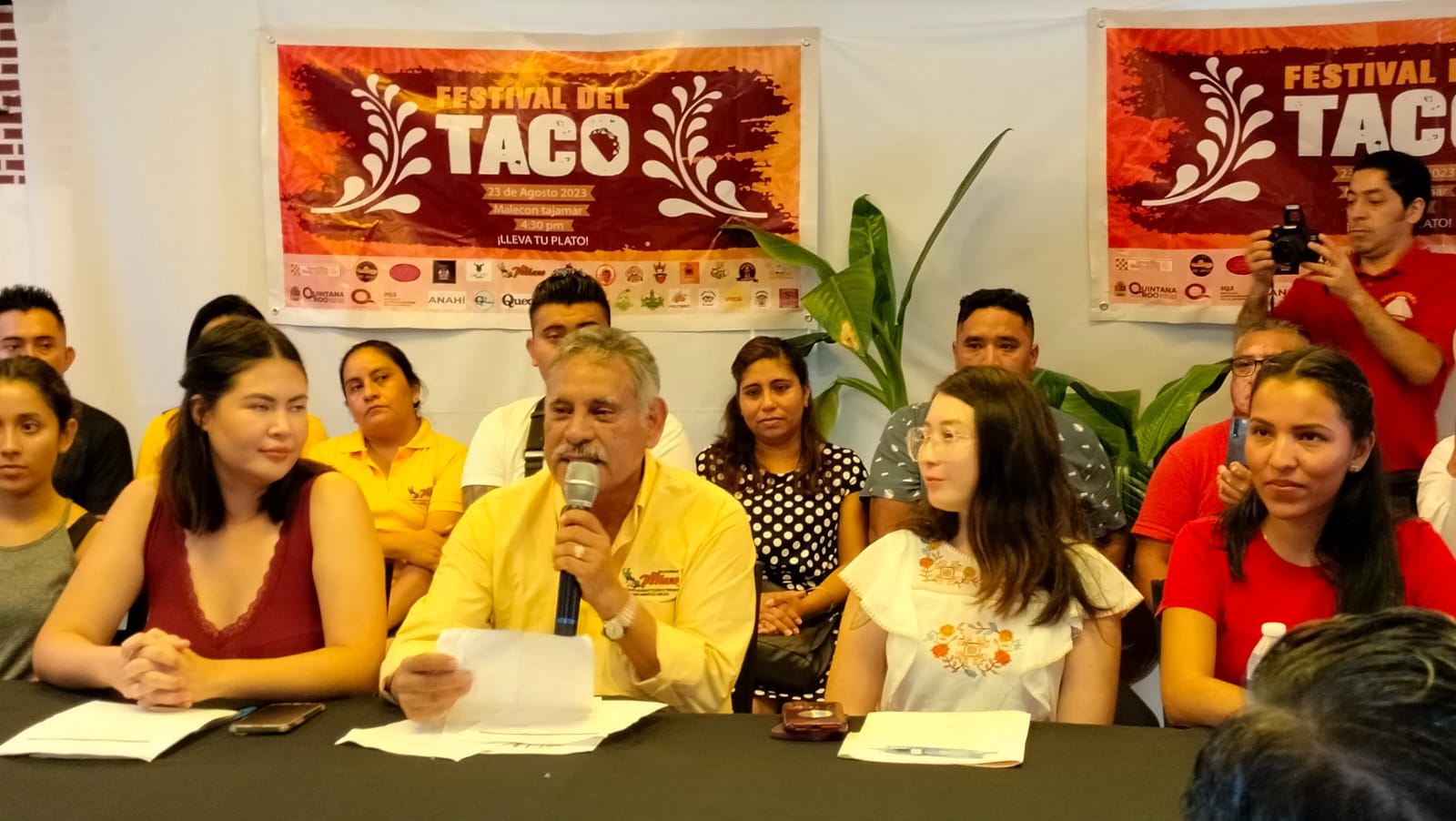 Taqueros de la ciudad y comité organizador anunciaron en conferencia de prensa la próxima realización del Festival del Taco 2023