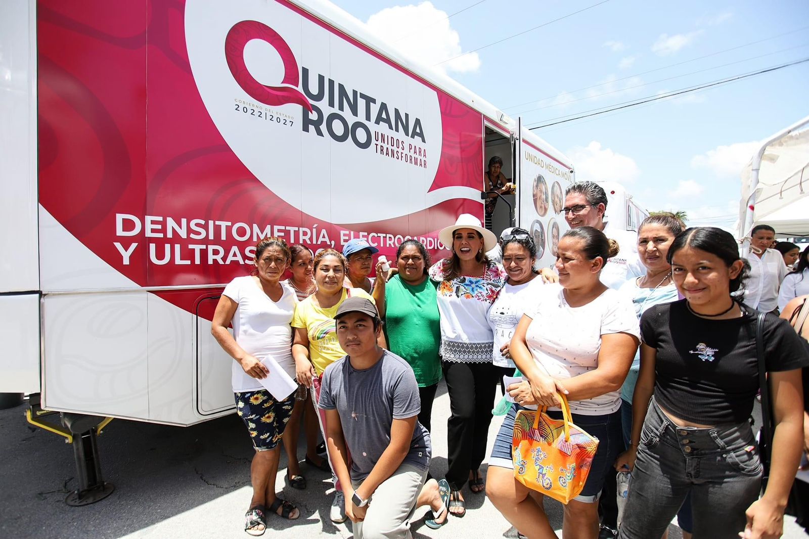 la gobernadora Mara Lezama Espinosa lleva a todos los rincones de Quintana Roo servicios médicos que a la fecha suman más de 90 mil 527 atenciones en 43 comunidades