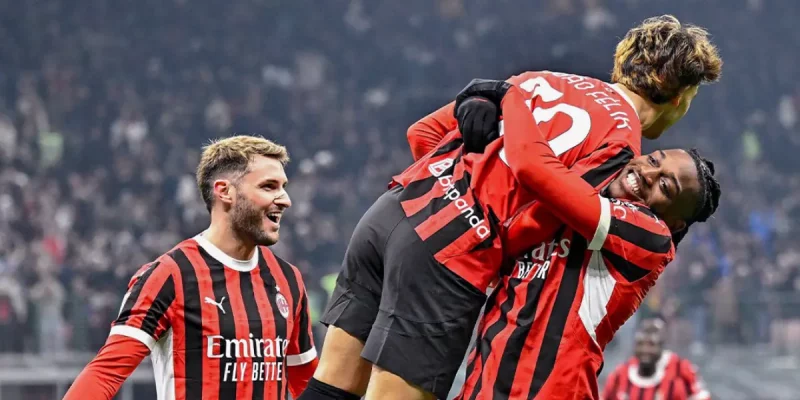 Santiago Gimenez debut y asistencia en Milan