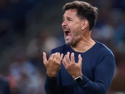 Pumas UNAM destituye a Gustavo Lema